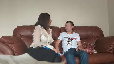 Utancaq tələbə doymaz müəllimi sikdi (Milf Alina Tumanova)